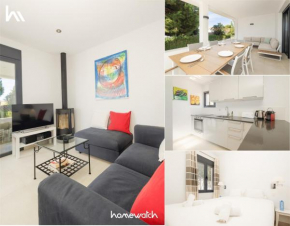 Cozy holiday home by the beach in Costabella, Marbella